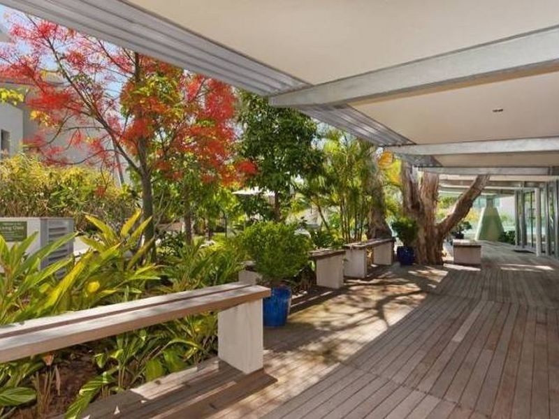 76/20 Bayview Street, Runaway Bay QLD 4216