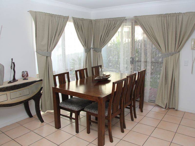 15 Harrow Place, Arundel QLD 4214