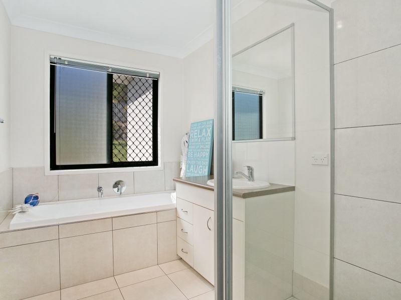 30 Angourie Crescent, Pacific Pines QLD 4211