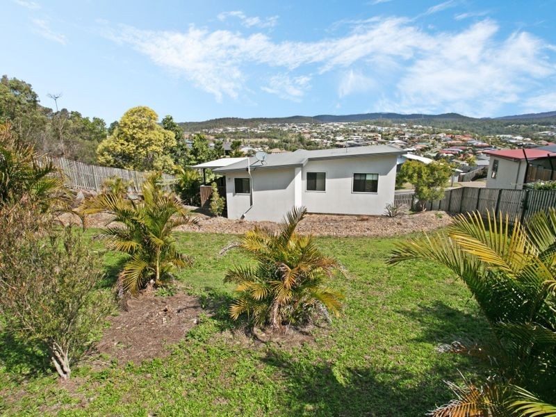 30 Angourie Crescent, Pacific Pines QLD 4211