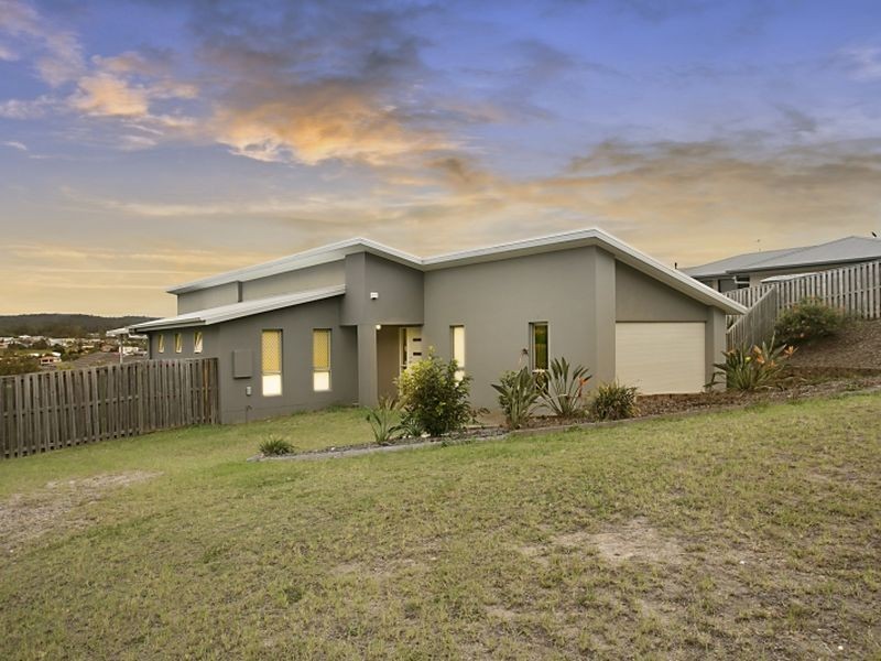 29 Angourie Crescent, Pacific Pines QLD 4211