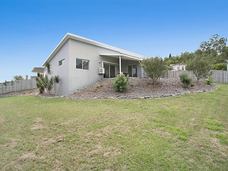 29 Angourie Crescent, Pacific Pines QLD 4211