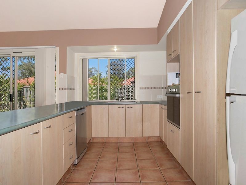 18 Wandilla Drive, Helensvale QLD 4212