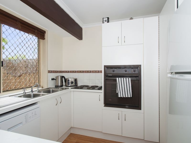 4/3 Fonda Place, Oxenford QLD 4210