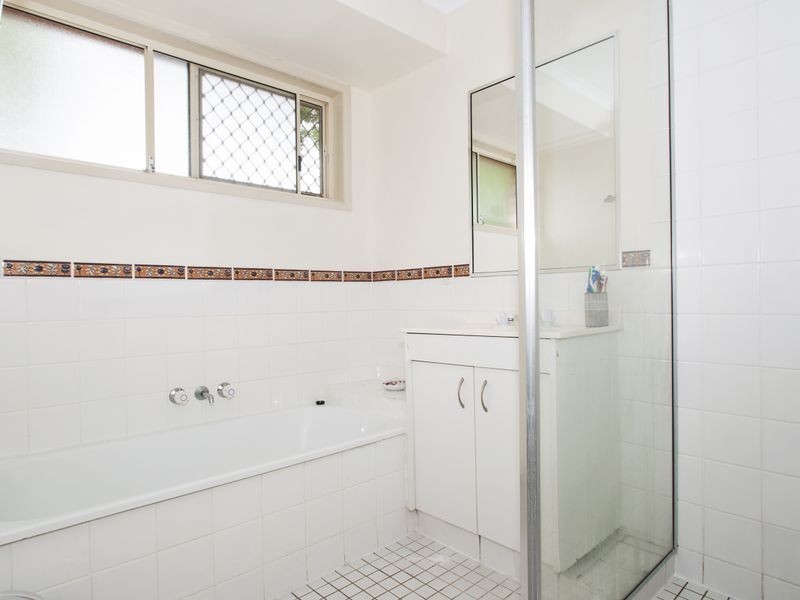 4/3 Fonda Place, Oxenford QLD 4210