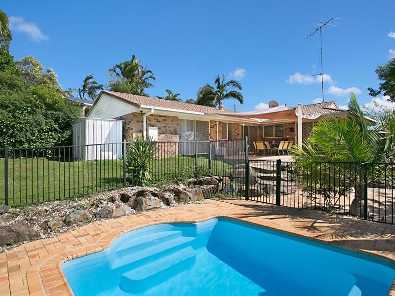 30 Capricorn Drive, Pacific Pines QLD 4211