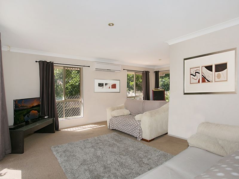 30 Capricorn Drive, Pacific Pines QLD 4211