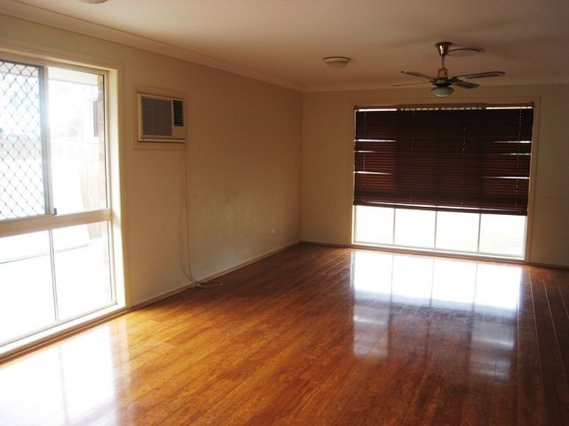 5 Gippsland Drive, Helensvale QLD 4212