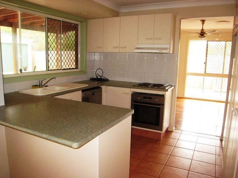 5 Gippsland Drive, Helensvale QLD 4212