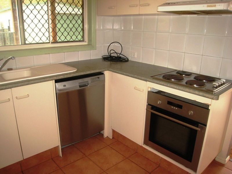 5 Gippsland Drive, Helensvale QLD 4212