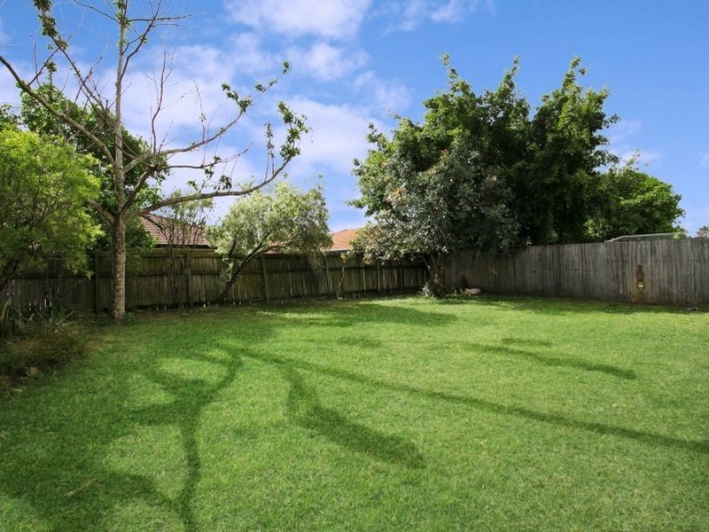 12 Hialeah Cres, Helensvale QLD 4212