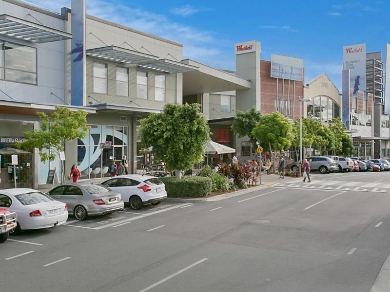 99 Lindfield Rd, Helensvale QLD 4212