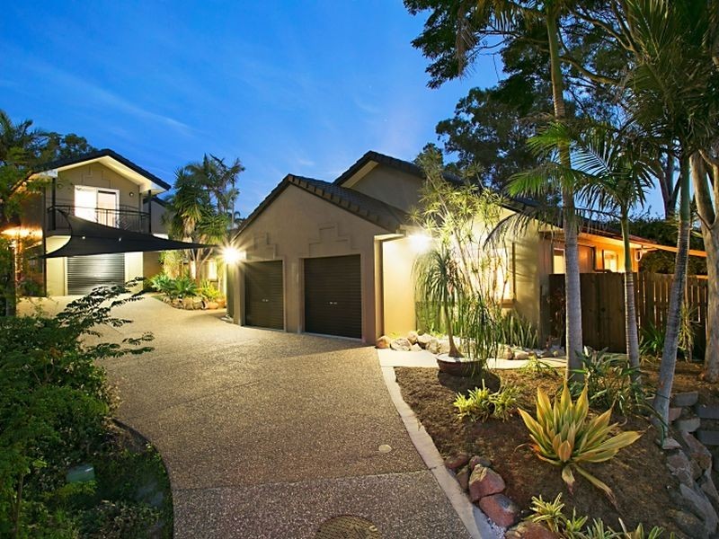 28 Edgeworth Dr, Helensvale QLD 4212