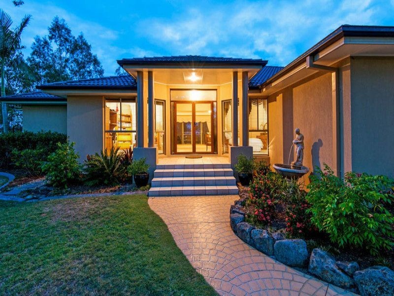 49 Highvale Drive, Helensvale QLD 4212