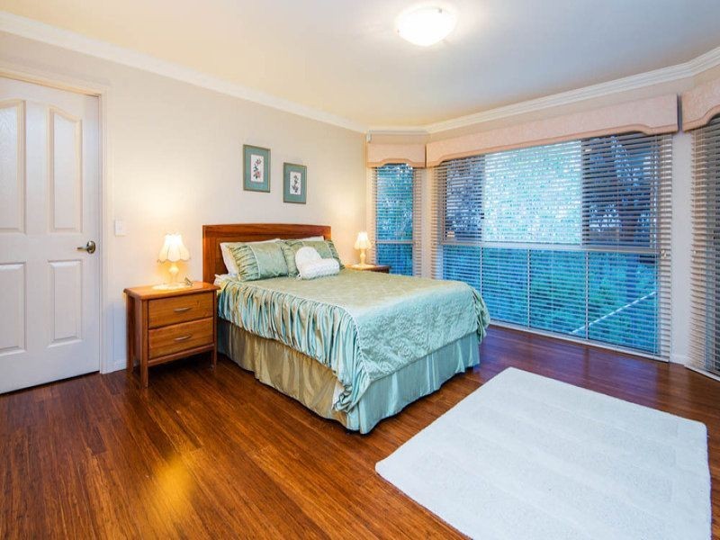 49 Highvale Drive, Helensvale QLD 4212