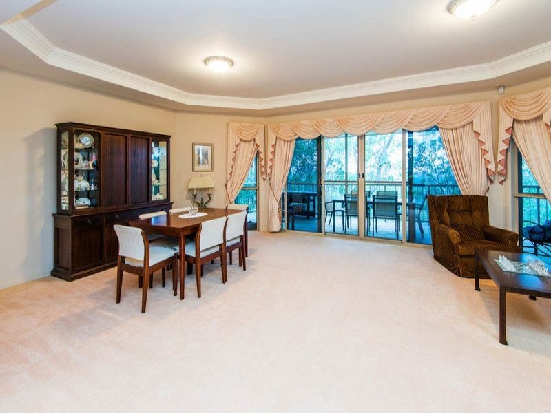 49 Highvale Drive, Helensvale QLD 4212