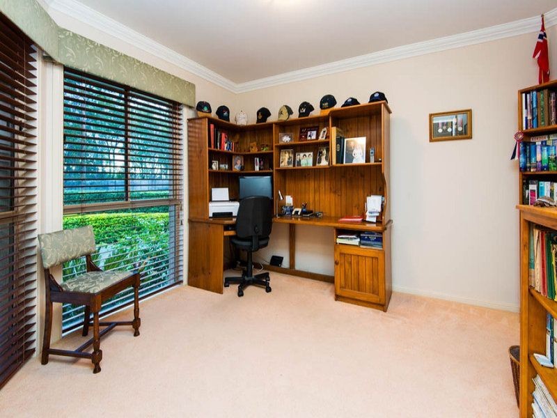49 Highvale Drive, Helensvale QLD 4212