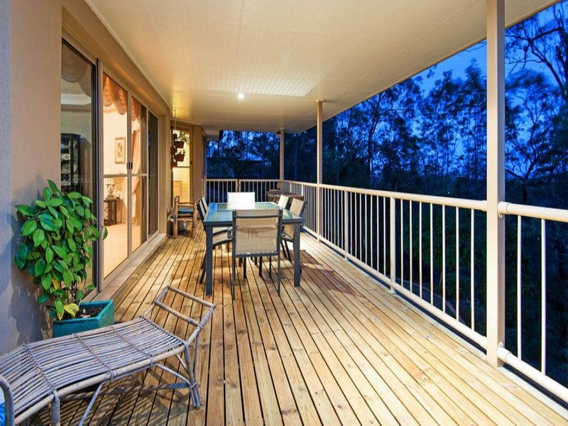 49 Highvale Drive, Helensvale QLD 4212