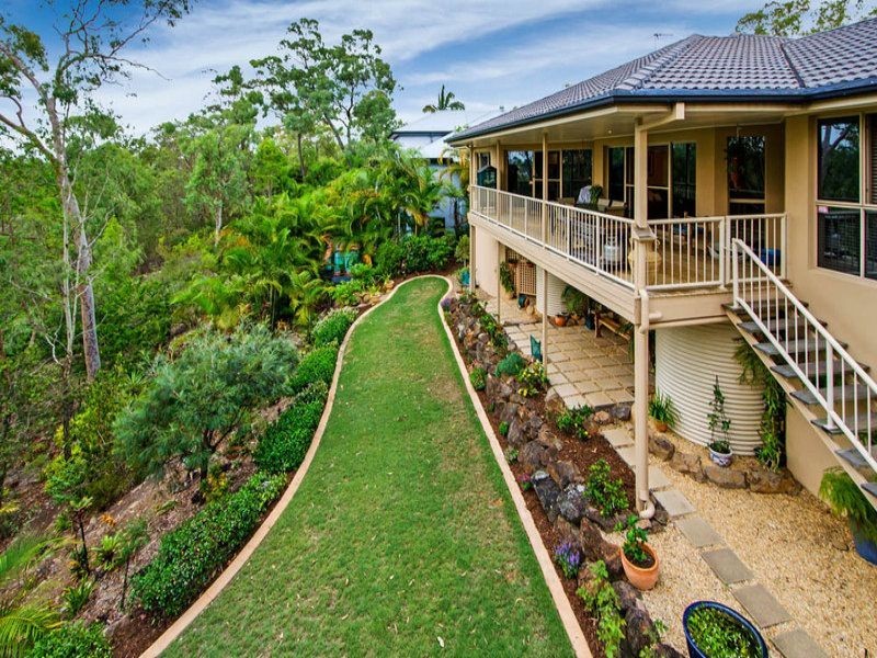 49 Highvale Drive, Helensvale QLD 4212