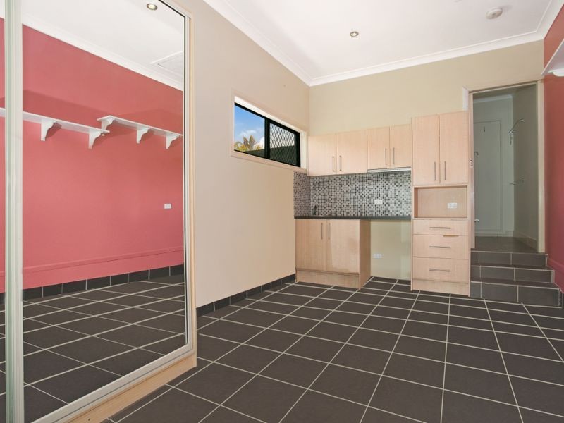 121 Discovery Drive, Helensvale QLD 4212