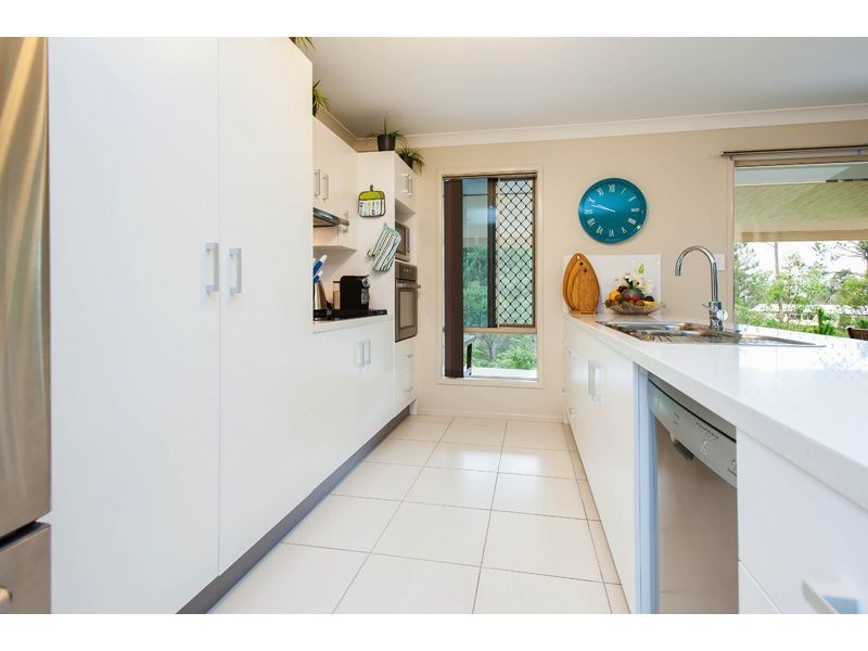 5B High Ridge Road, Gaven QLD 4211