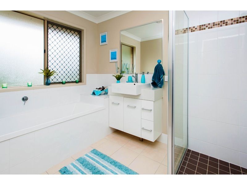 5B High Ridge Road, Gaven QLD 4211