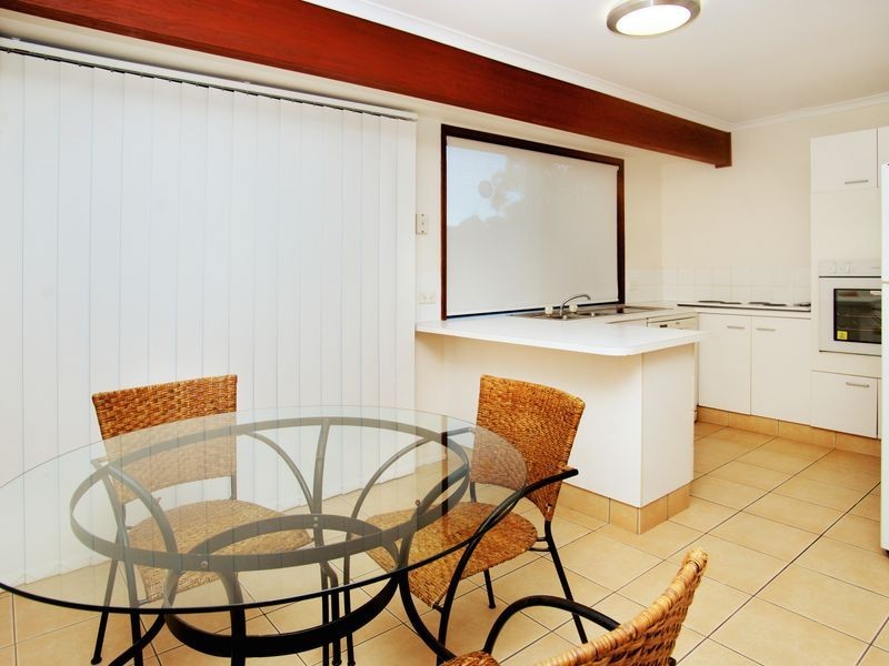 16/13 Cannington Place, Helensvale QLD 4212