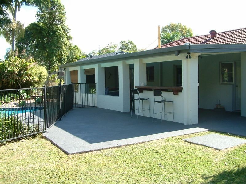 5 Lachlan Court, Helensvale QLD 4212