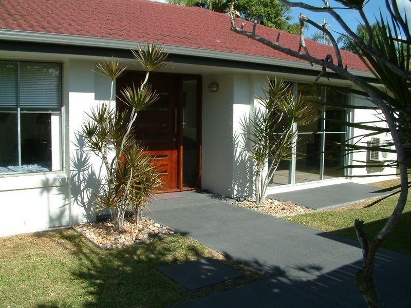 5 Lachlan Court, Helensvale QLD 4212