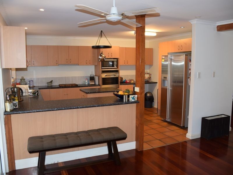 1 The Promontory, Helensvale QLD 4212
