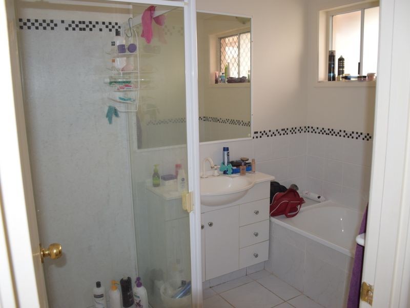 1 The Promontory, Helensvale QLD 4212