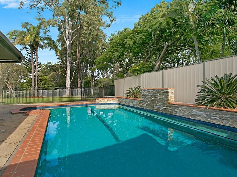 3 Wilmington Court, Helensvale QLD 4212
