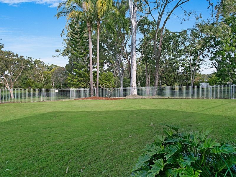 3 Wilmington Court, Helensvale QLD 4212
