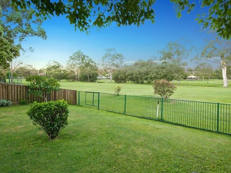 15 Wandilla Drive, Helensvale QLD 4212