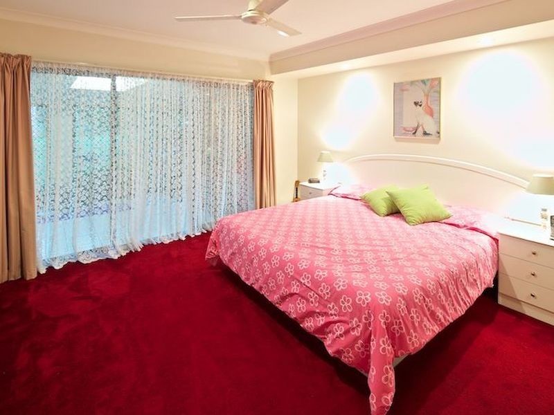 15 Wandilla Drive, Helensvale QLD 4212