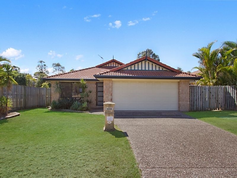 4A Hatutu Street, Pacific Pines QLD 4211