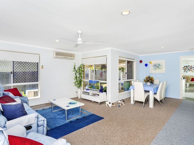 29 Cootharaba Drive, Helensvale QLD 4212