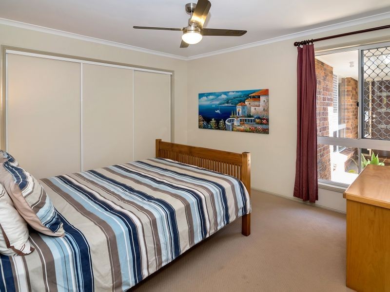 1 Elanda Place, Helensvale QLD 4212