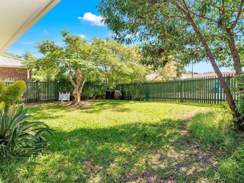 1 Elanda Place, Helensvale QLD 4212