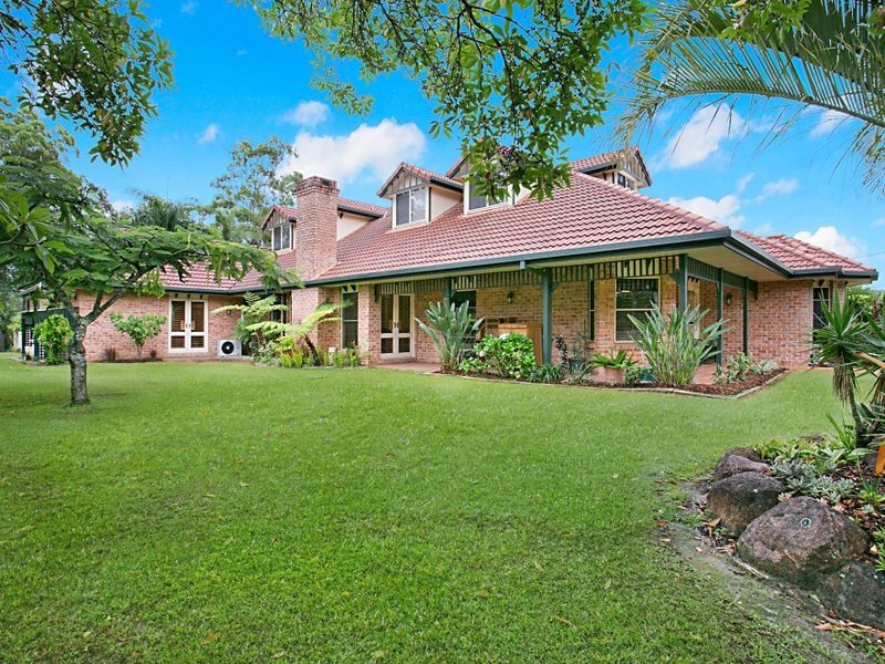 34 Riverdowns Crescent, Helensvale QLD 4212