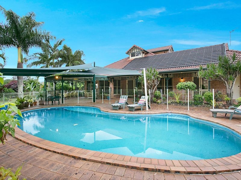 34 Riverdowns Crescent, Helensvale QLD 4212