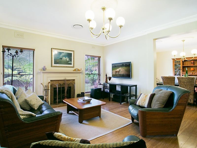 34 Riverdowns Crescent, Helensvale QLD 4212