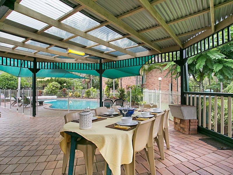 34 Riverdowns Crescent, Helensvale QLD 4212