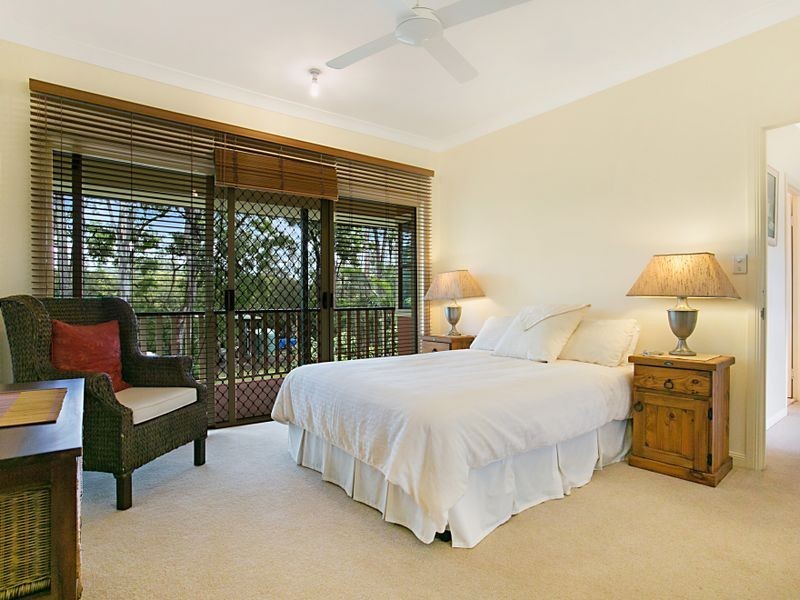 34 Riverdowns Crescent, Helensvale QLD 4212