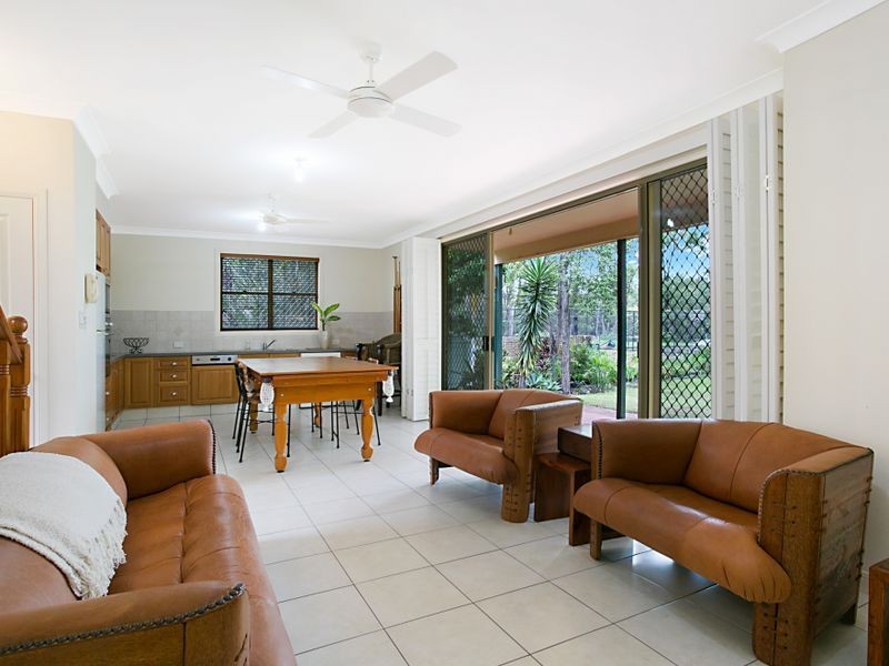 34 Riverdowns Crescent, Helensvale QLD 4212