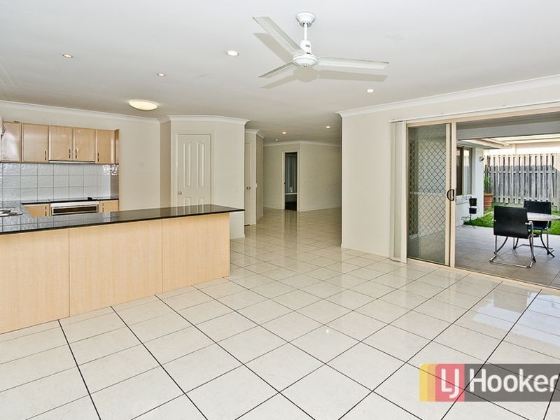 20 Bonner Court, Pacific Pines QLD 4211