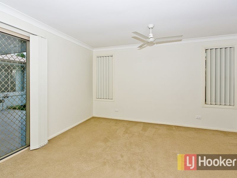 20 Bonner Court, Pacific Pines QLD 4211