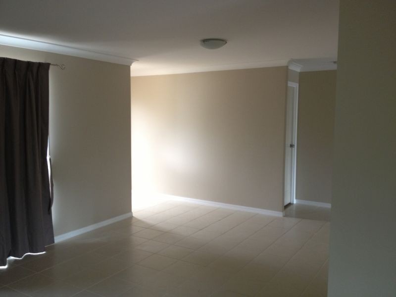 22 Lismore Drive, Helensvale QLD 4212