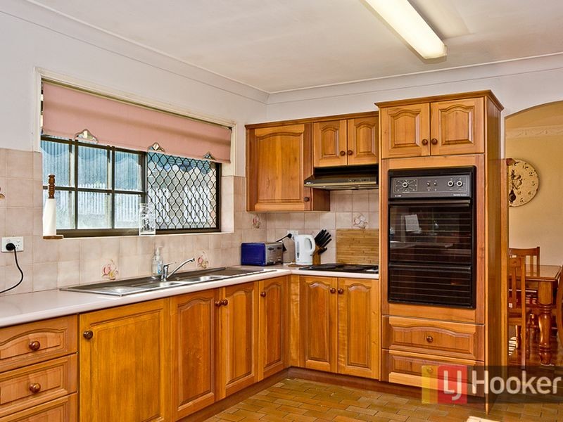 8 Wolvi Place, Helensvale QLD 4212