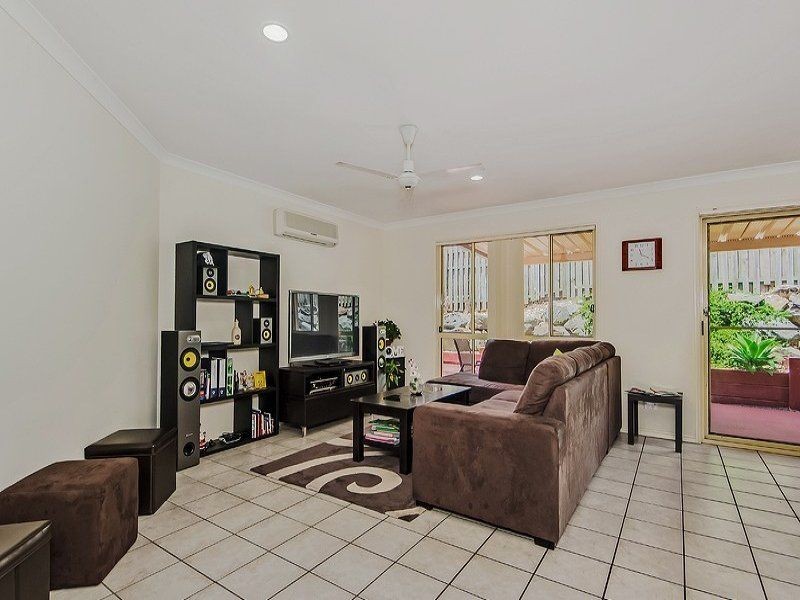 11 Etelka Way, Arundel QLD 4214